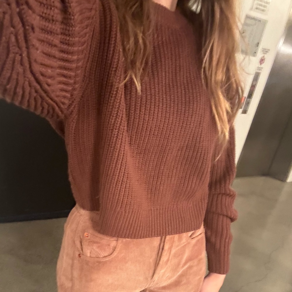 Aritzia Wilfred Chocolate Brown Chunky Knit Cropped Crop Sweater XS Merino Wool - Picture 3 of 3